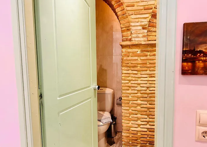 Dolce - Spacious Renovated With Unique Decor Perfect For 4 In Ideal For Fun And Relaxation Апартаменты *