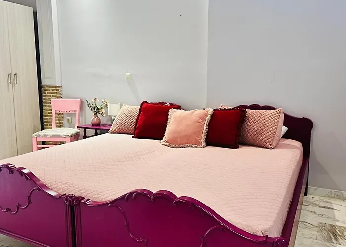 Dolce - Spacious Renovated With Unique Decor Perfect For 4 In Ideal For Fun And Relaxation *