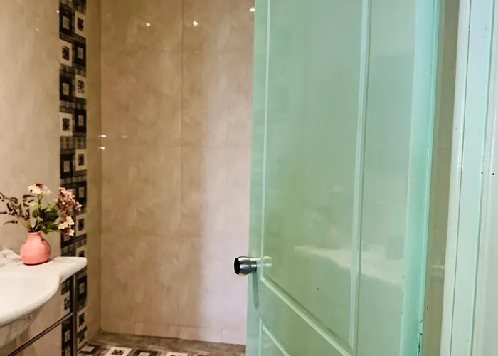 Dolce - Spacious Renovated With Unique Decor Perfect For 4 In Ideal For Fun And Relaxation Апартаменты *