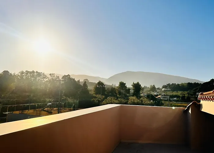 Dolce - Spacious Renovated With Unique Decor Perfect For 4 In Ideal For Fun And Relaxation Апартаменты *