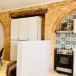 Dolce - Spacious Renovated With Unique Decor Perfect For 4 In Ideal For Fun And Relaxation * ラガナス