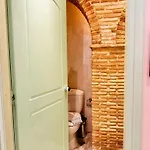 Dolce - Spacious Renovated With Unique Decor Perfect For 4 In Ideal For Fun And Relaxation アパート *