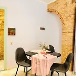 アパート Dolce - Spacious Renovated With Unique Decor Perfect For 4 In Ideal For Fun And Relaxation ラガナス
