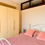 Dolce - Spacious Renovated With Unique Decor Perfect For 4 In Ideal For Fun And Relaxation