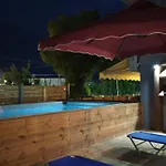 Dolce - Spacious Renovated With Unique Decor Perfect For 4 In Ideal For Fun And Relaxation