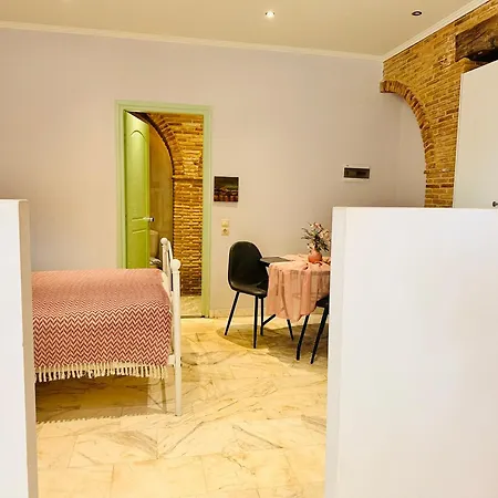 Apartamento Dolce - Spacious Renovated With Unique Decor Perfect For 4 In Ideal For Fun And Relaxation