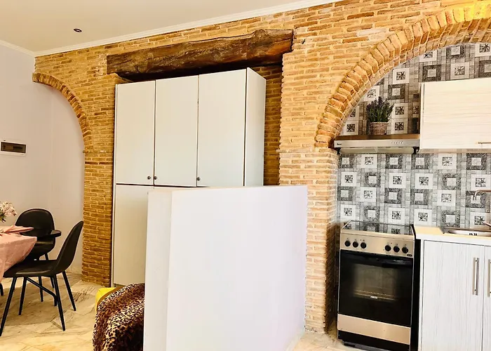 Dolce - Spacious Renovated With Unique Decor Perfect For 4 In Ideal For Fun And Relaxation * Laganas